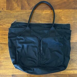 lululemon athletica Black Tote Bag with Zippered Top, Tons of Pockets!